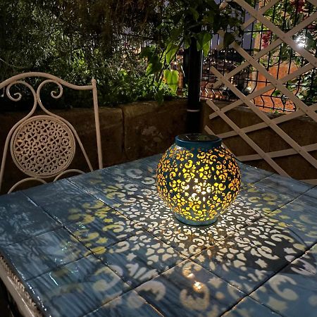 La Finestra Nel Giardino Hotel Naples Exterior photo