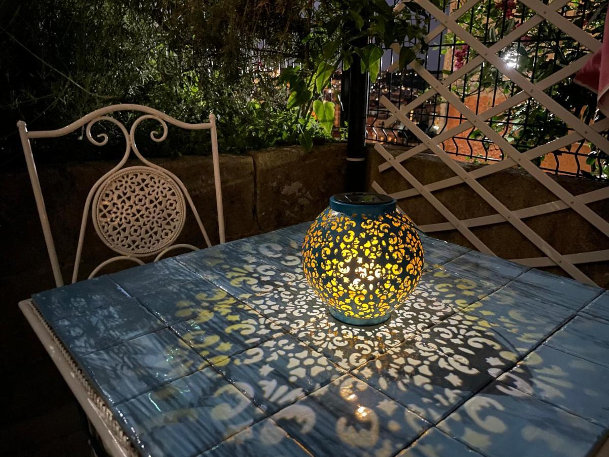 La Finestra Nel Giardino Hotel Naples Exterior photo